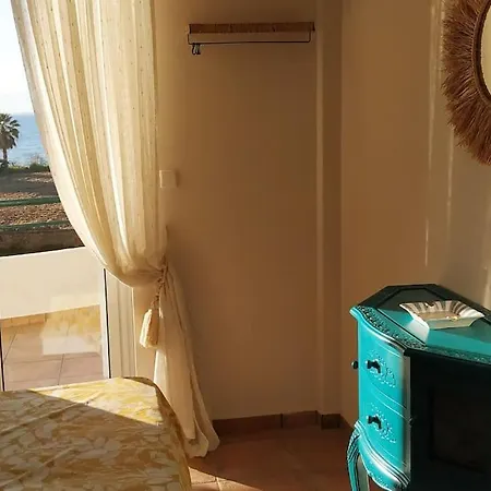 In Overlooking The Ionian Sea Villa Skafidia