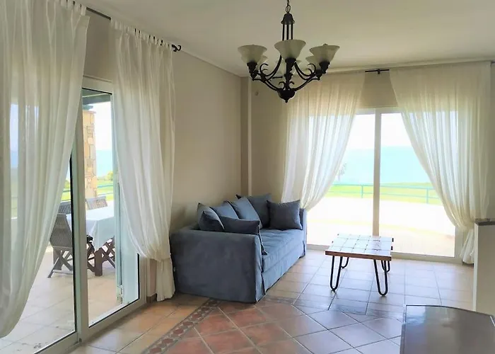 In Overlooking The Ionian Sea * Szkafidiá